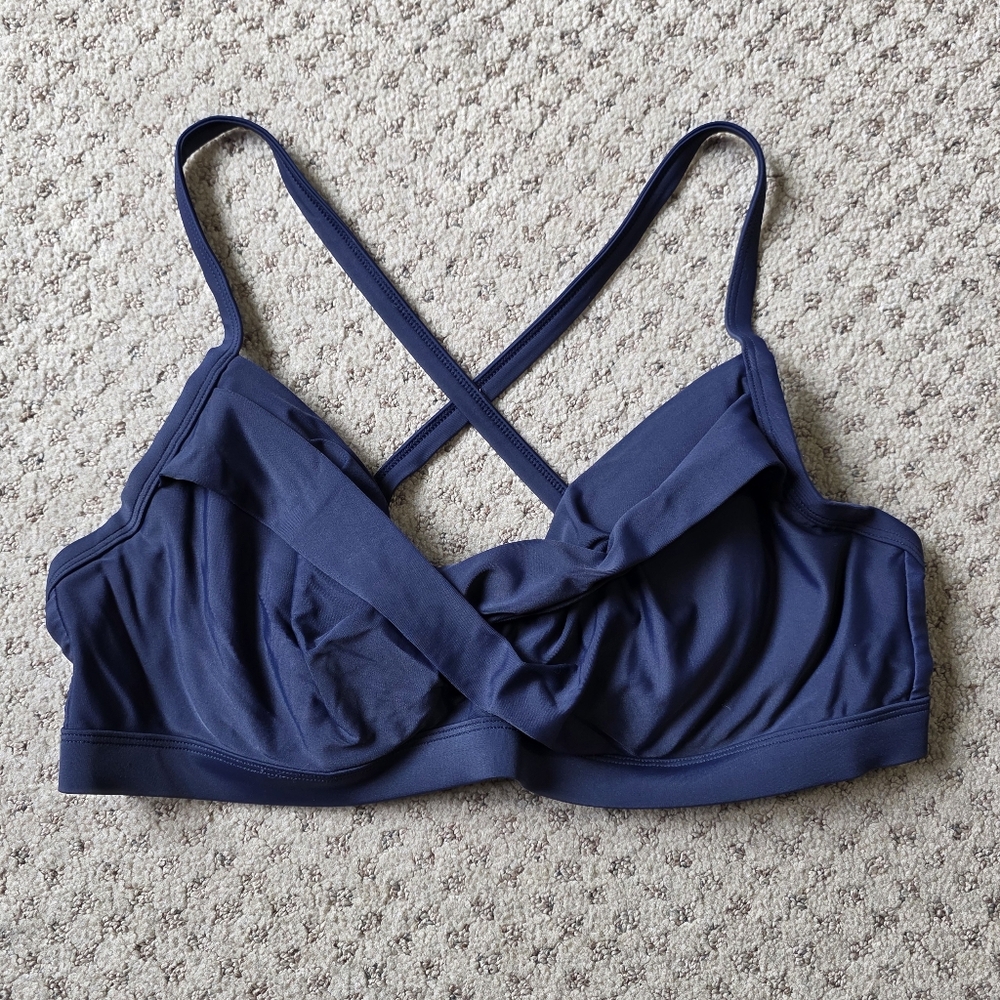 Athleta bikini top